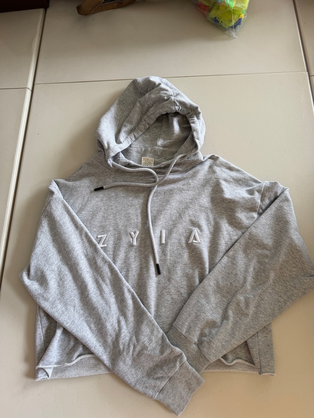 Zyia sz med cropped hoodie